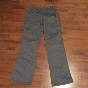 Under Armour size sm/p
